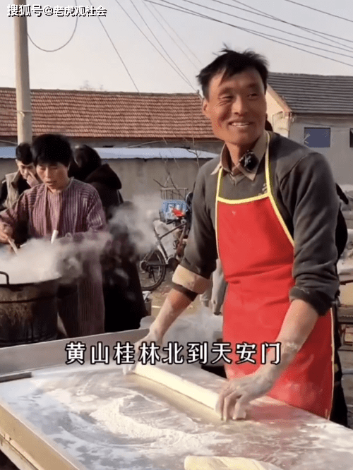 对于"拉面哥"来说,自己的拉面摊子价格再便宜也便宜