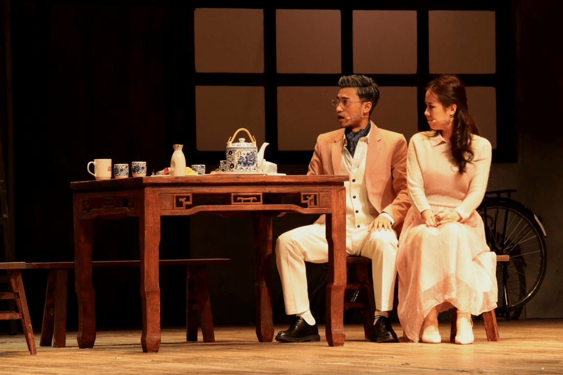 开心麻花爆笑舞台剧婿事待发针对各类家庭问题给出了见家长的偏方