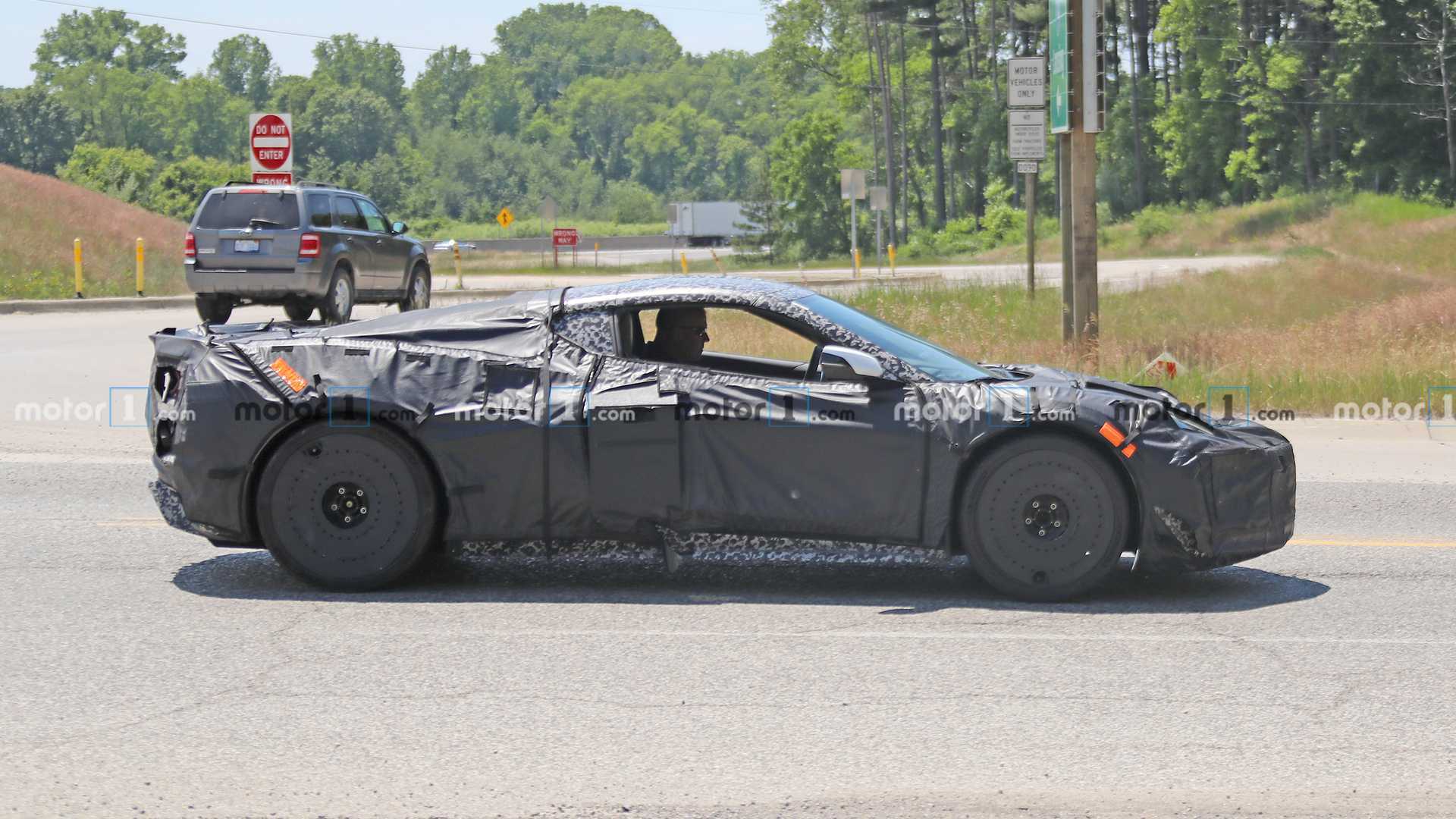 科爾維特c8 z06曝光,最大功率650馬力_新車