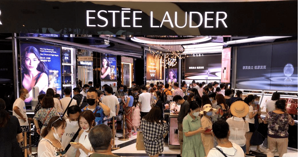 海南离岛免税店春节销售额超15亿元 47ec8327996843239b4e0eab8621b7a1.png