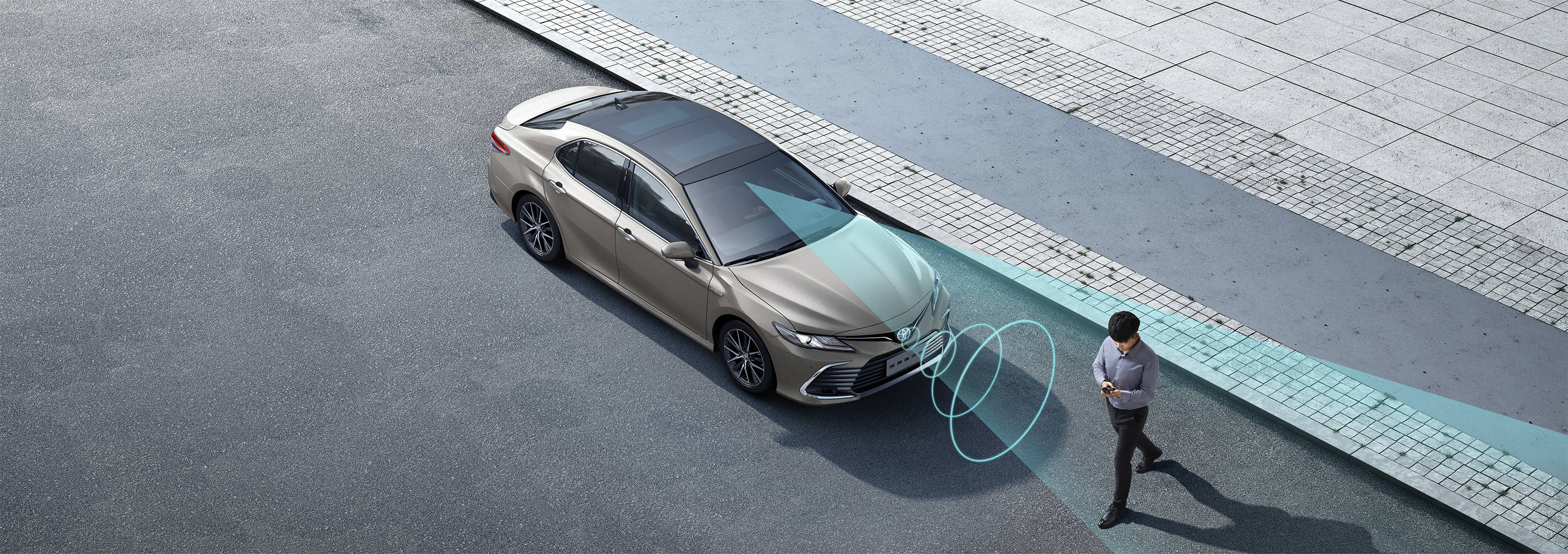 丰田旗舰再次进化两种外观三套动力更安全更智能1798万起