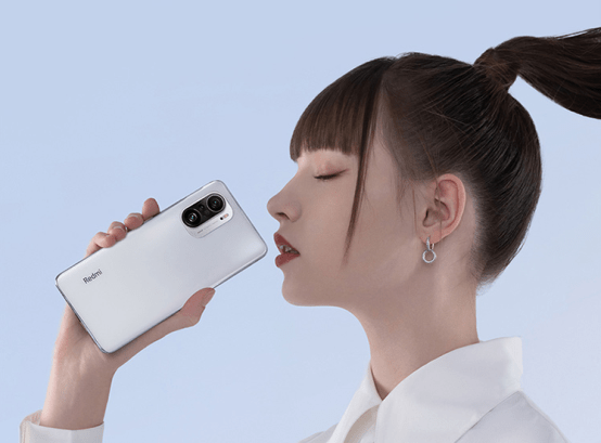 原版红米K40海外版曝光:搭载Snapdragon 870,使用“最贵的直屏”