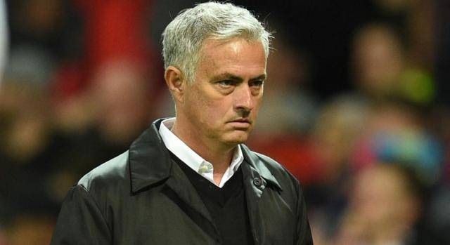 朋友们,可以对红魔一批说话不靠谱的前球星进行一下分类——斯科尔斯