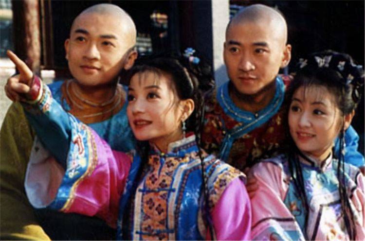 《还珠格格》三女配：老佛爷嫁诸葛亮，彩霞成董事长，小鸽子出家