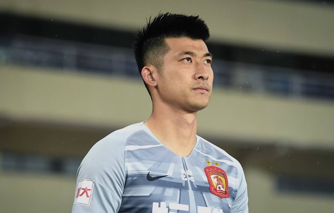 原创尘埃落定刘殿座加盟大连队已有明确结论球迷直言早就想到了