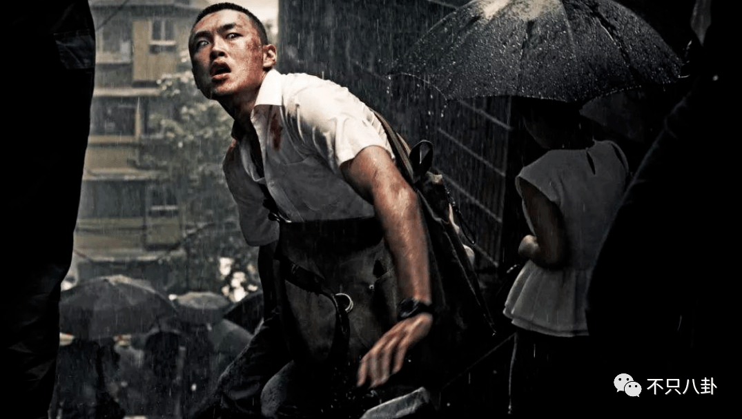 尤其是《火锅英雄》中的反派唐僧,非常带感,是影片一大亮点↓电影有