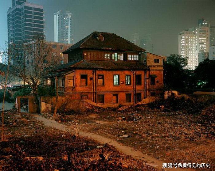 外国摄影师镜头下的上海 急剧变化中的大都市