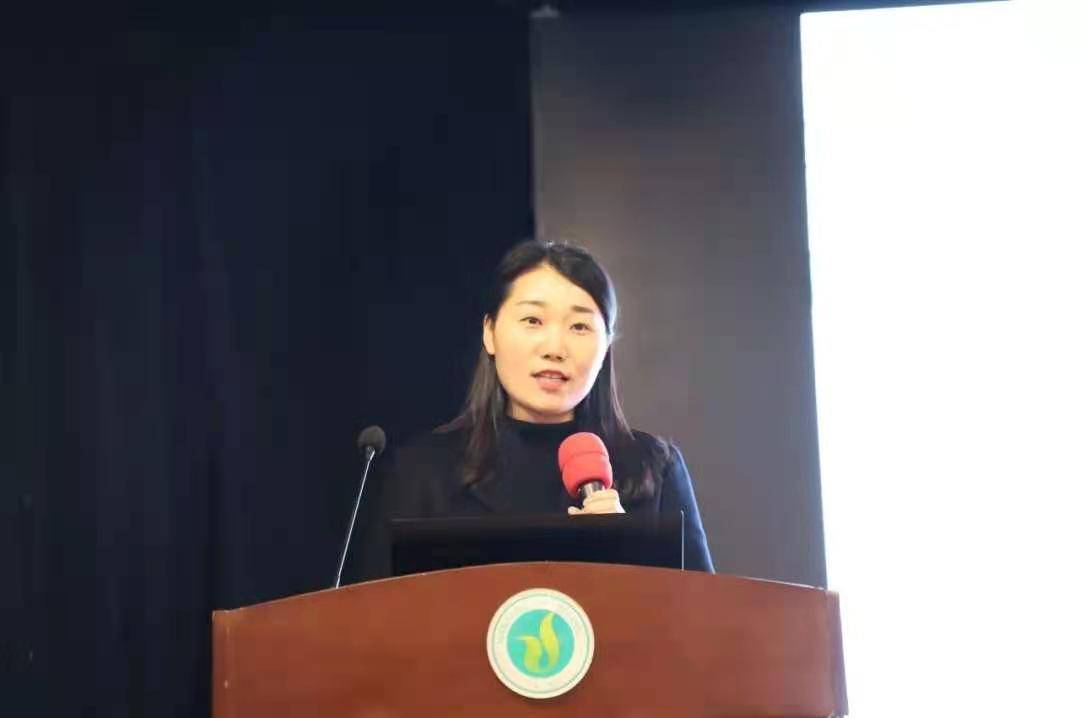 16七年级英语组组长赵楠老师提到教研应常抓不懈,打造高效课堂.