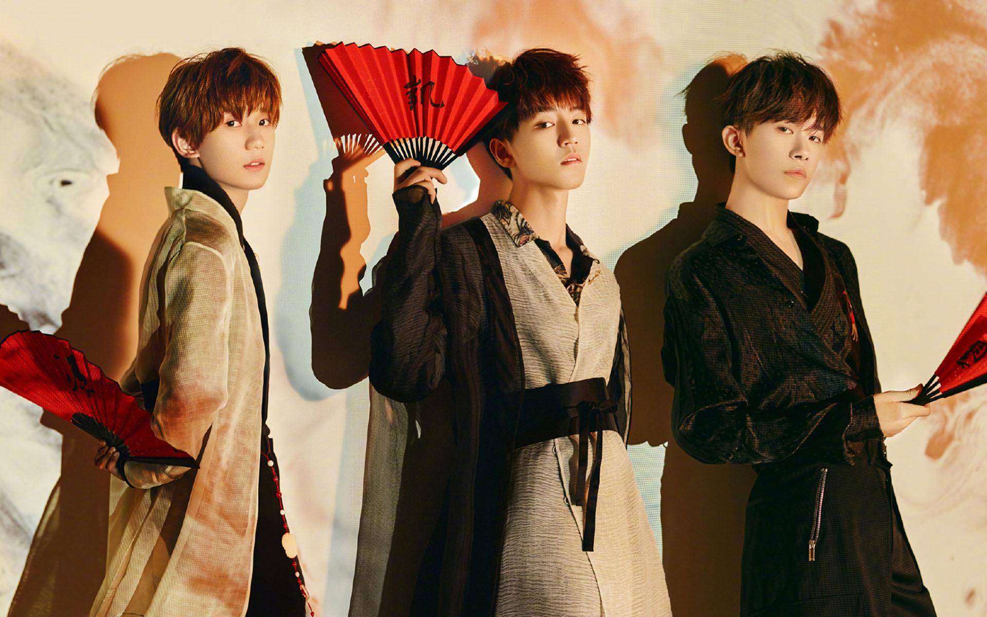 原创一手打造tfboys和时代少年团的背后人时代峰峻之魂李飞