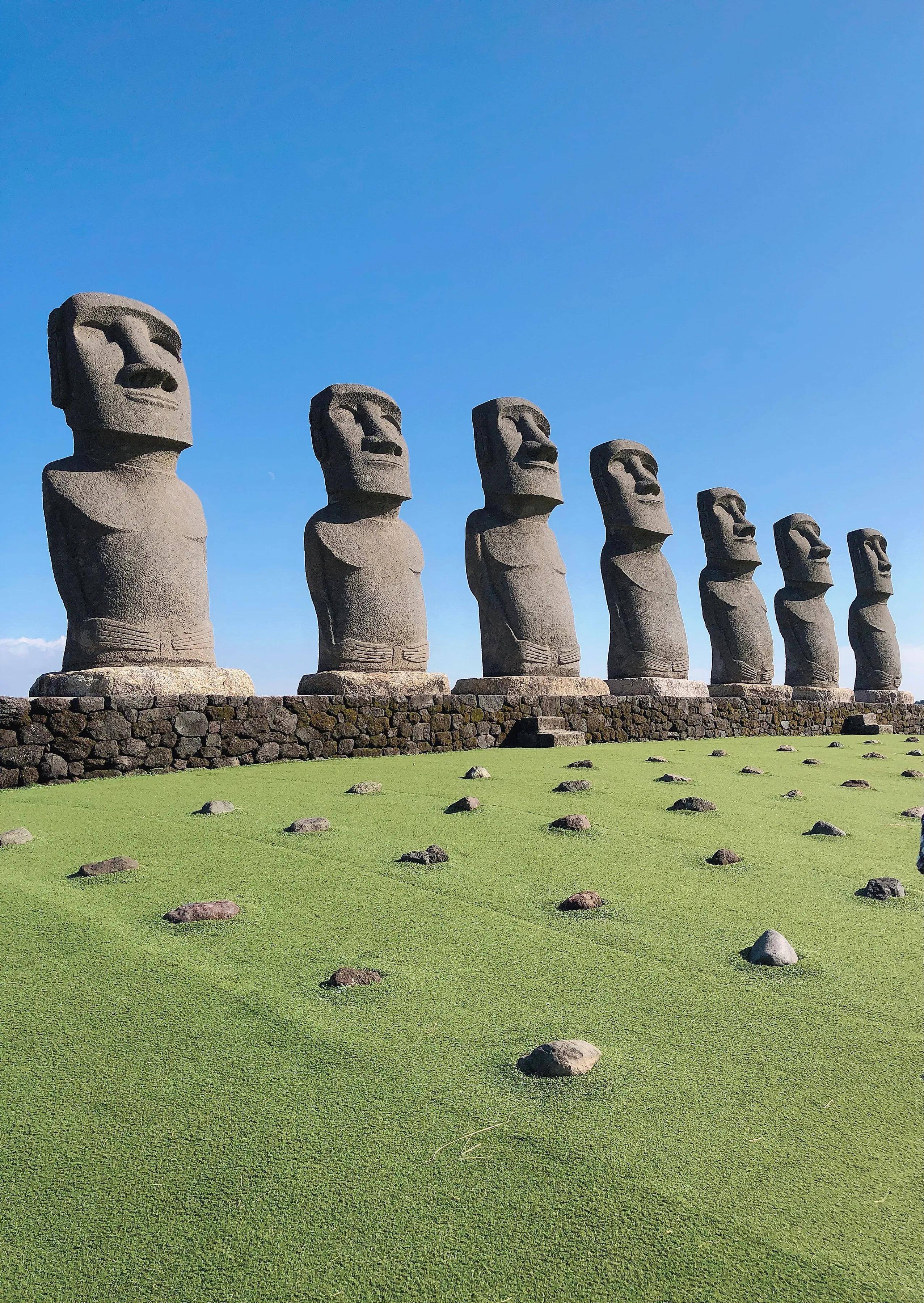 在日本不用去智利复活岛就能看到摩艾石人像，是复制品但是合理？