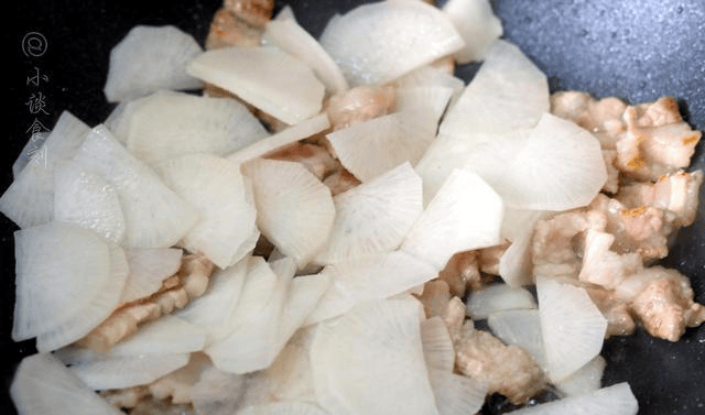 怎么挑选猪小里脊 567e10e8a6474b928bc029dfbedf9b64.png