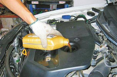 汽车换机油要多久时间可以好 18f829d00be64d1aba7b23c2268a657e.jpeg