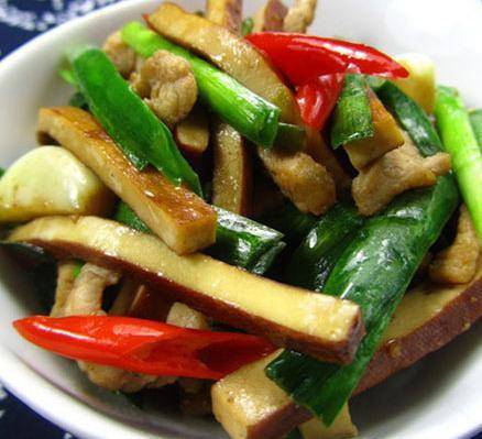 肉丝豆腐干白菜 28bbe437e7c6429cb95ba20b17ae956a.jpeg