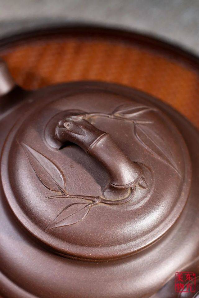 道洪壶艺传承人何燕萍双线竹鼓