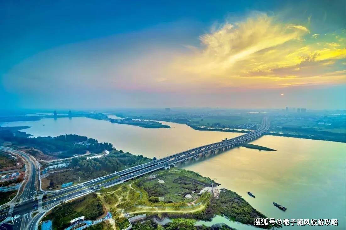 江苏2021各县gdp_江苏gdp破10万亿图片