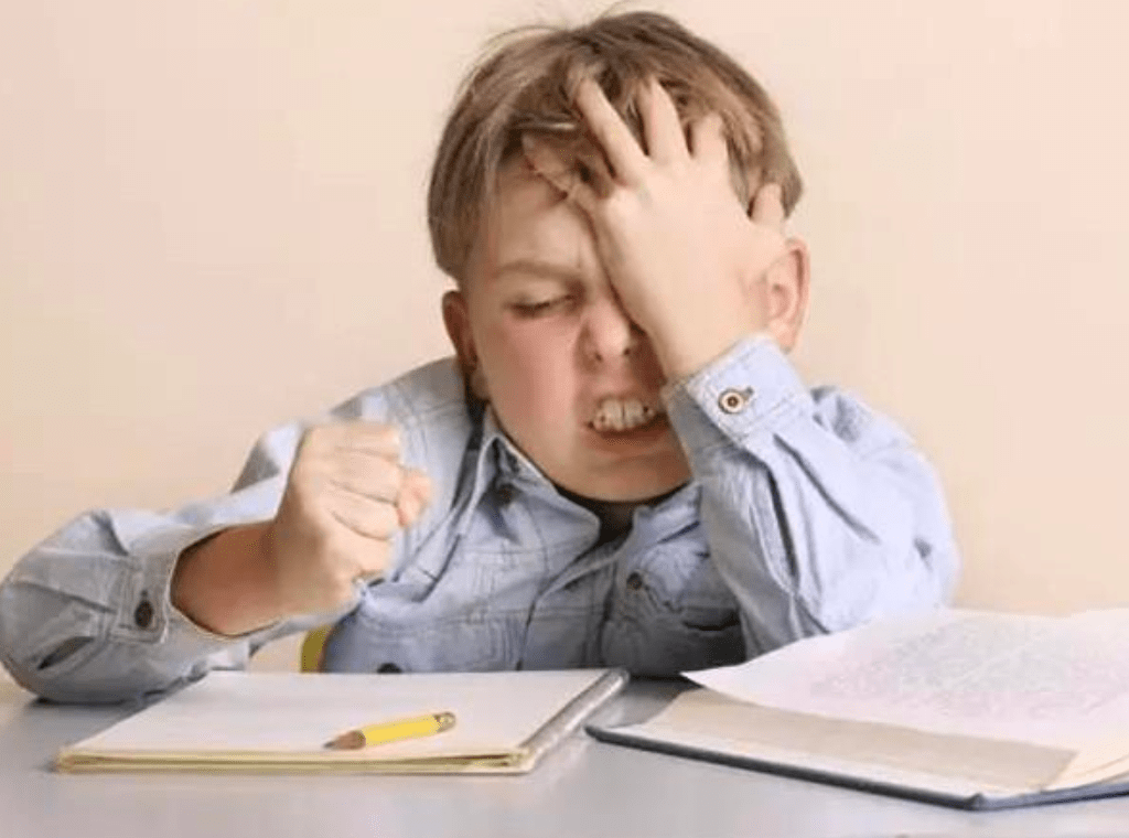 怎样才是一个合格的孩子 21ee13e6c9374991a0a7cff6cacd144d.png