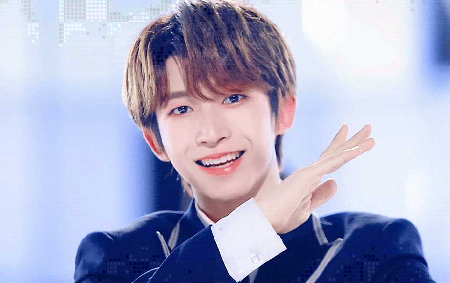 《创4》主题曲舞台mv:刘宇完美驾驭初c位置,和马阳光帅气状态好