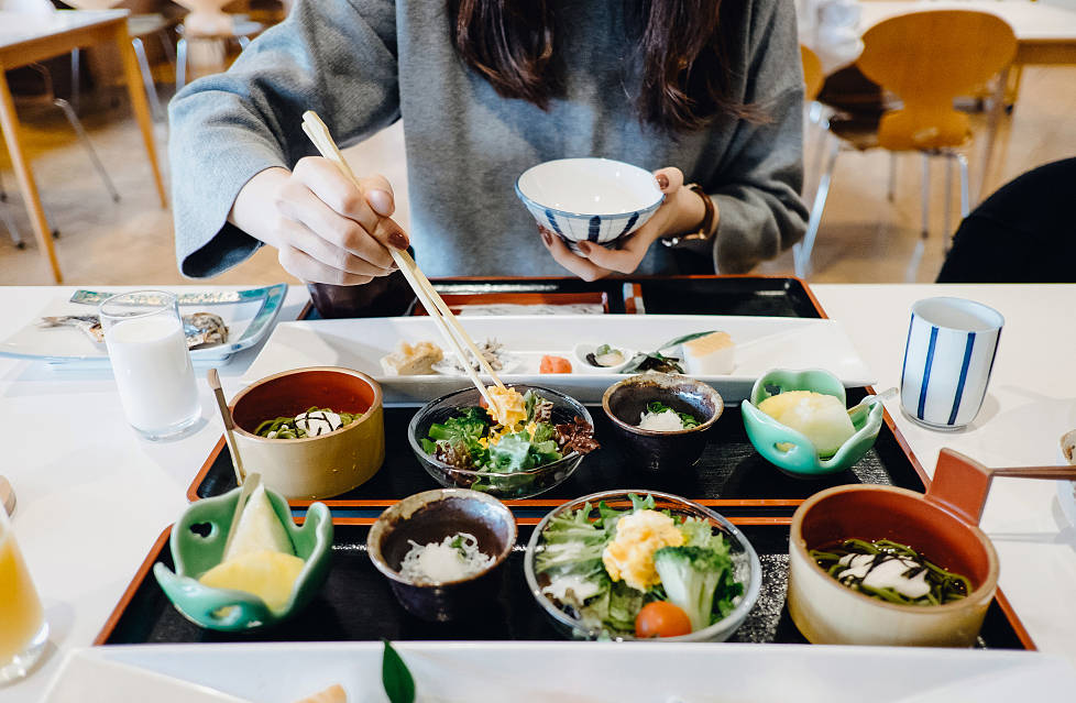 为什么日本人普遍比较瘦?看完他们的饮食习惯,网友:想胖都难