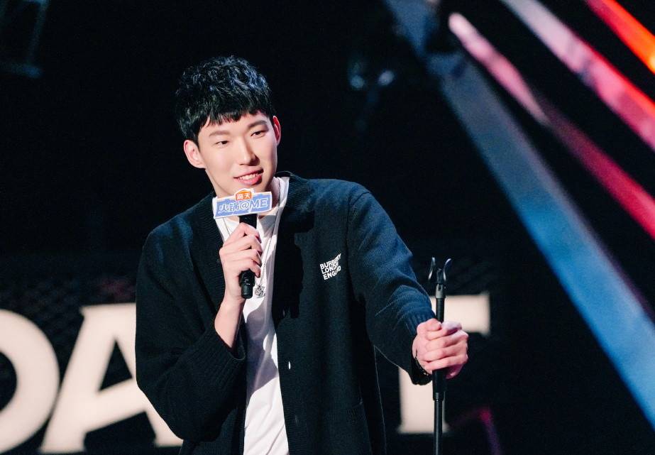 原创辽宁男篮三消息杨鸣调侃周琦双外援即将回归郭艾伦再创纪录