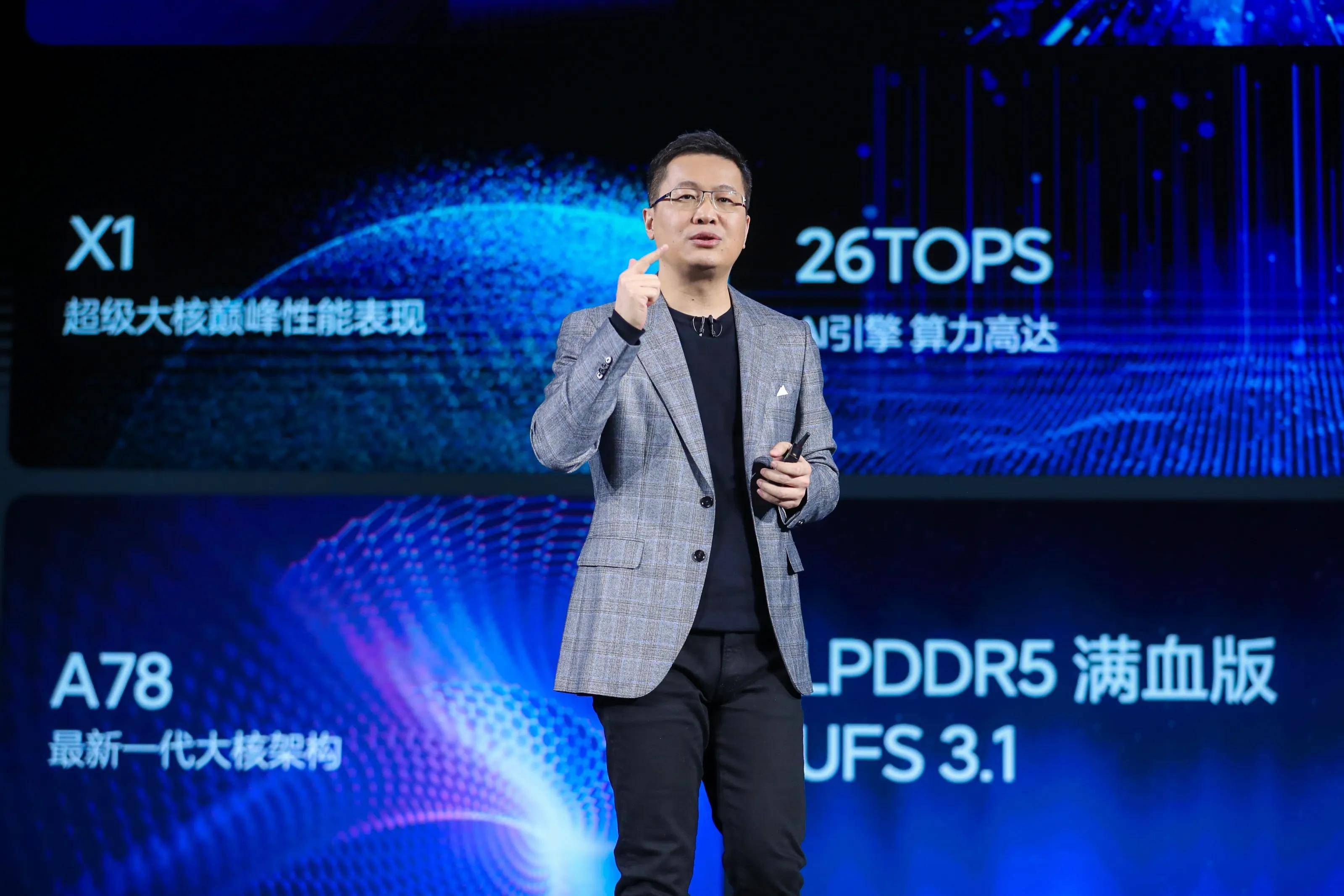 卢伟冰11点突然发文redmik40销量即将正式公布