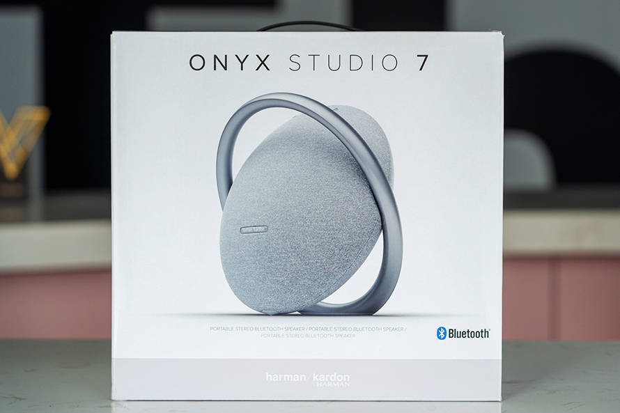 哈曼卡顿ONYX STUDIO 7蓝牙音箱首发评测：星环造型兼备科技感和艺术美_