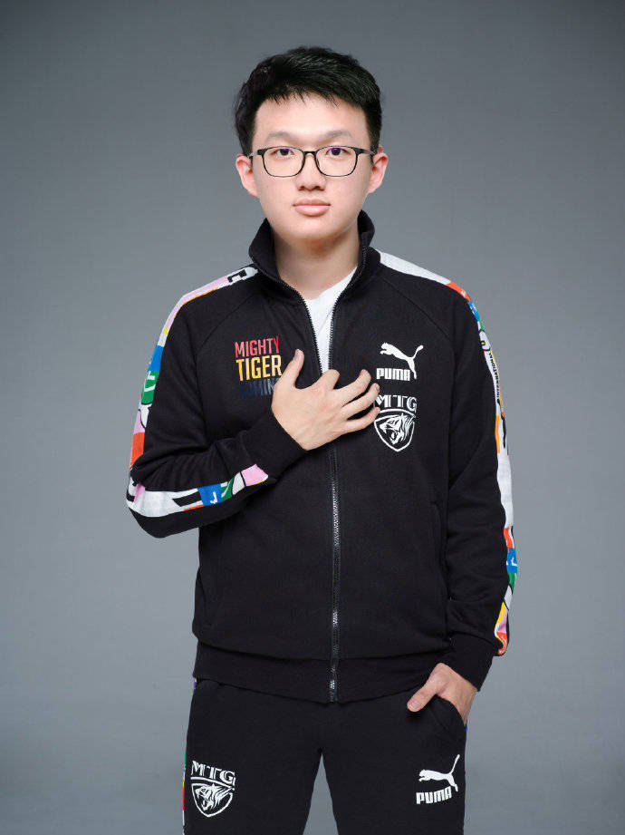 21年王者荣耀春季赛mtg定妆照 搜狐大视野 搜狐新闻