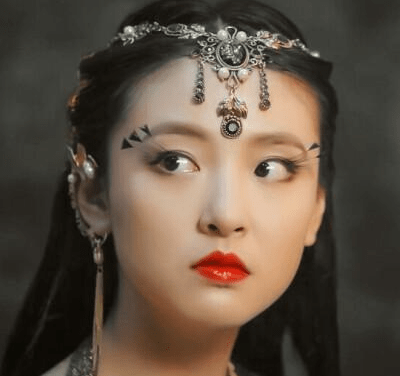 武大校花吴倩隐婚生子丈夫在外找女朋友,华晨雨张碧晨两人未婚共同