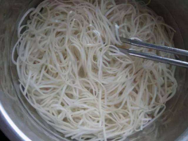 5c6abf1e4fa841d584bff42d8ba2e86d.jpeg