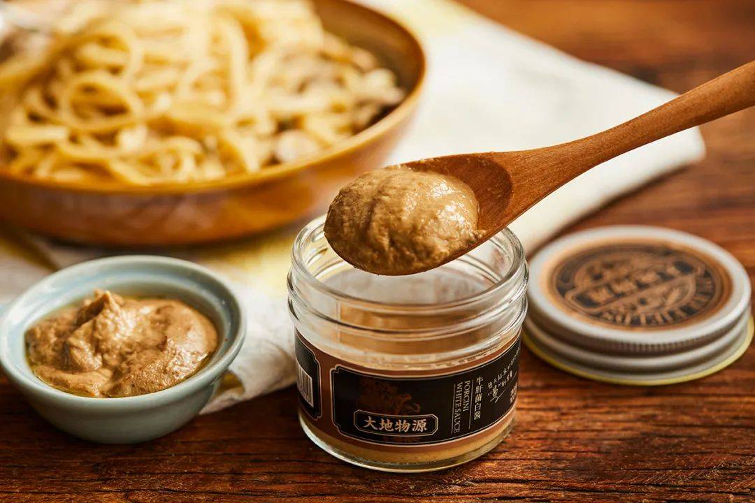 懒人轻食方案一瓶牛肝菌白酱搞定