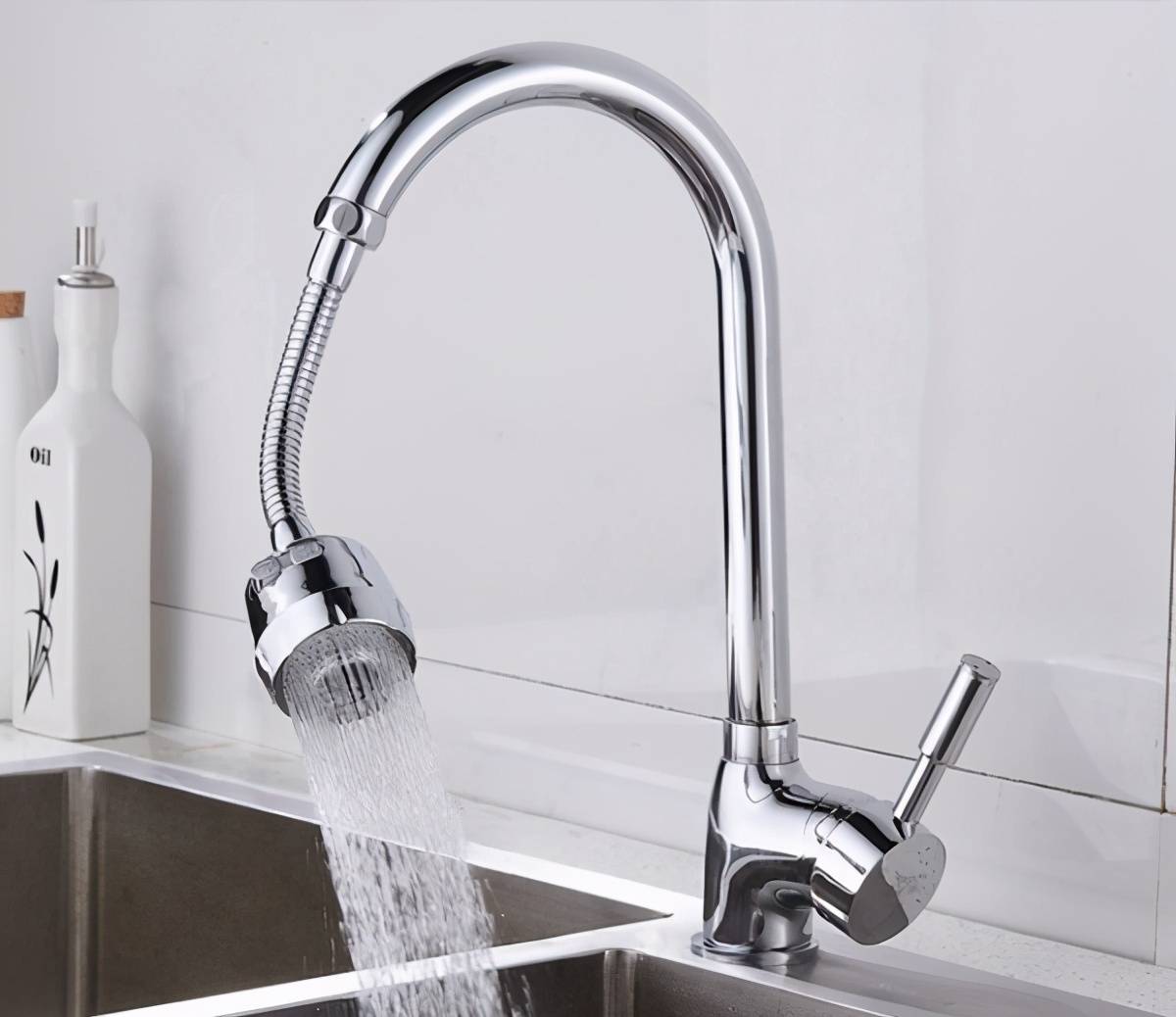 怎样选择抽拉水龙头 b2c5f59dd2604a73ad448a3c09fcdad3.jpeg