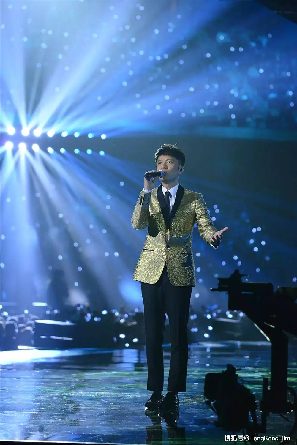 华语乐坛八大殿堂级歌手黄家驹仅仅排到第五位