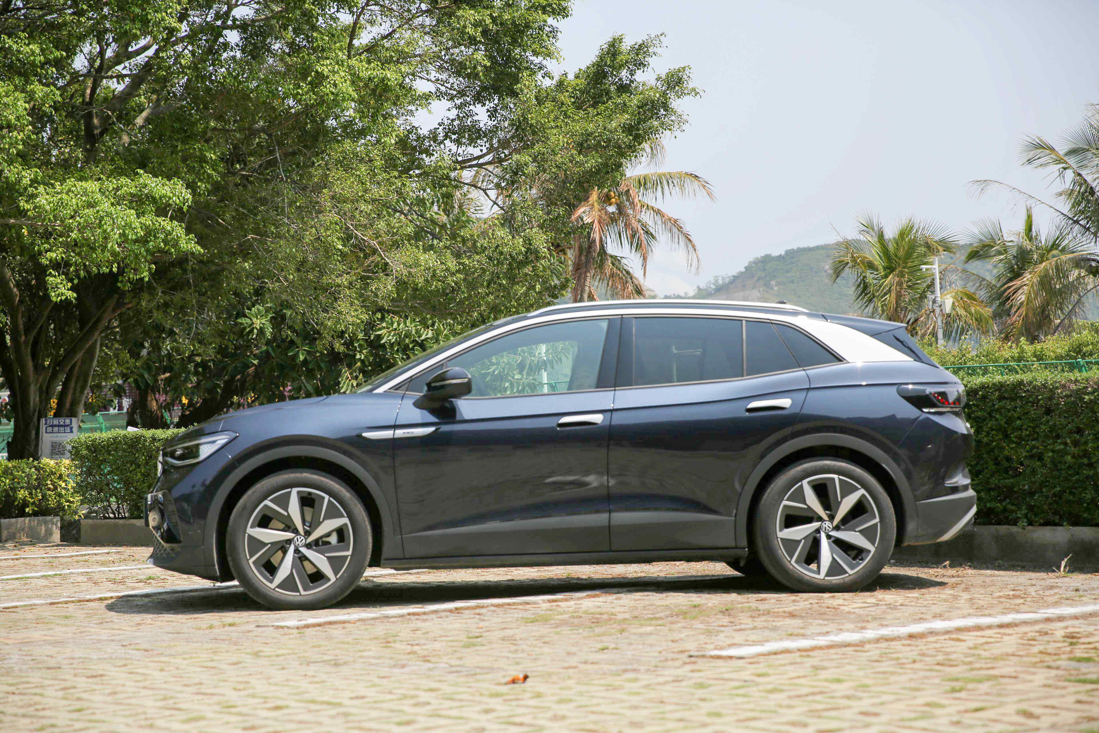 稳扎稳打的模范生,试驾一汽大众id.4 crozz