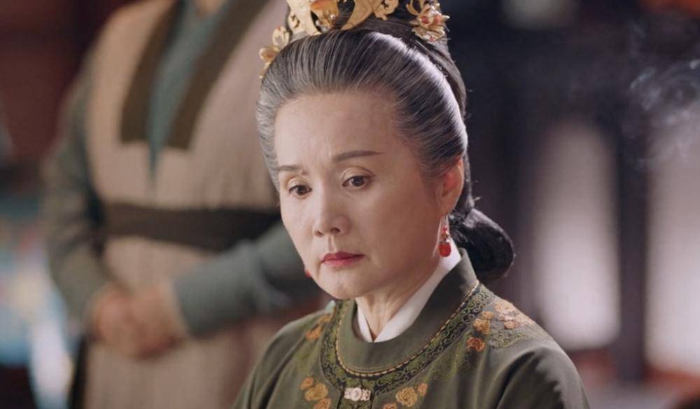 徐家二爷去世之后,她就把管家之权交给了徐令宜的妇人罗元娘.