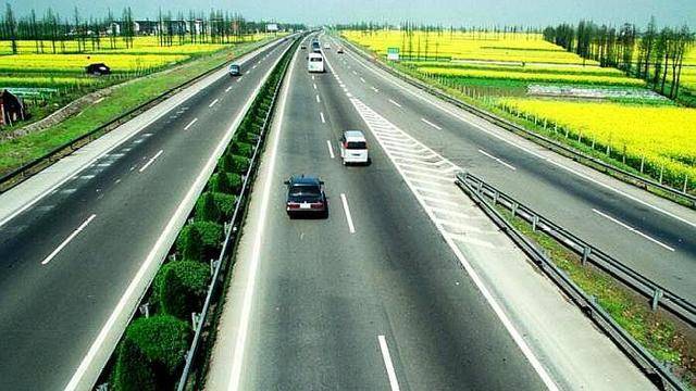 湖南迎来双向四车道高速，耗资148.43亿修建，预计2023年建成通车