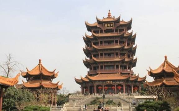 中国“名不副实”的4个景点，不去可惜去了又后悔，你去过几个？