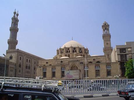 爱资哈尔大学，阿拉伯世界最古老的学府