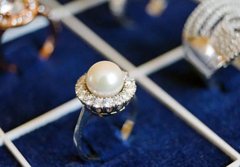 研发投入占比仅0.01% 初入资本市场曼卡龙