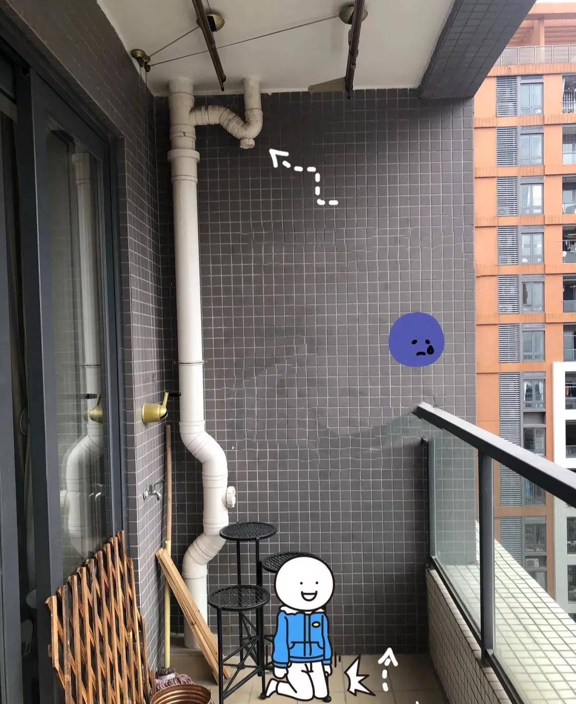 1,阳台封落水管日子过久了,生活经验也更丰富了,装修的坑也踩过不少了