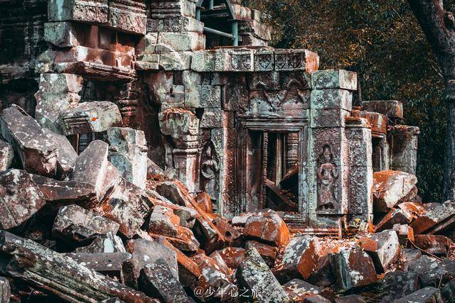 柬埔寨一寺庙和古树共生500年，景观独特成好莱坞大片拍摄地