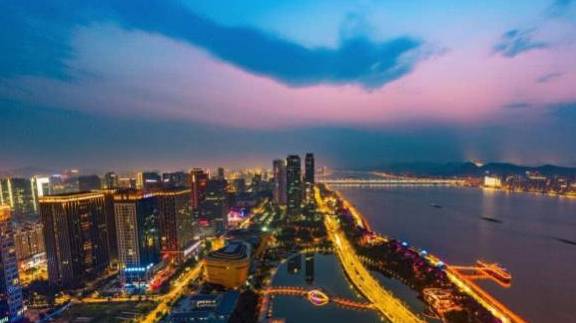 中国最“宜居”的4座城市，杭州、大连上榜，城市环境十分优越