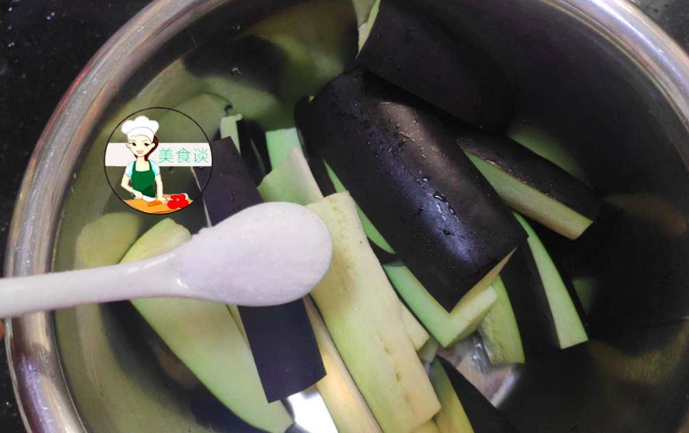 茄子怎么炒不吸油不粘锅又软 68fdab920e3445e99efbc5ccde3d3687.jpeg