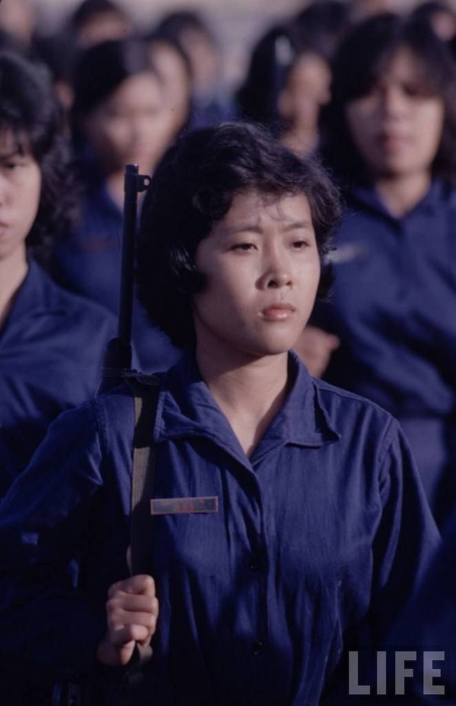 珍贵的历史记忆:1961年美国人镜头下的南越女兵-搜狐大视野-搜狐新闻