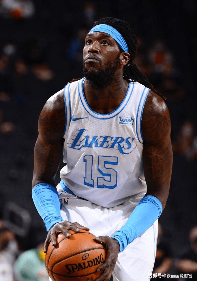 球队送出哈雷尔!悍将降薪加盟,湖人毫无人情