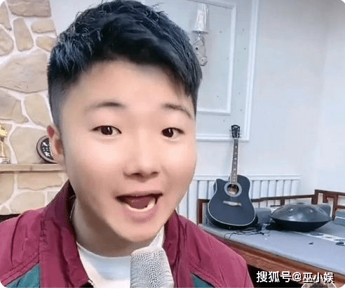 商演卖力吆喝无人识,曾被传患上精神病!