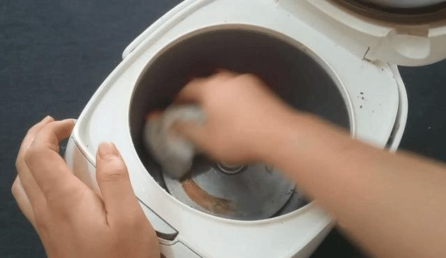 e2f978c1ff3540ea893788f802f5abb2.png