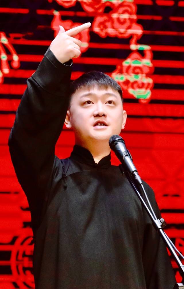 原创宁云祥七年后重回德云社舞台首演状态好将成张九龄有力竞争者