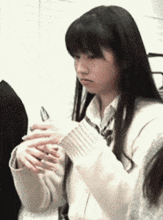 原创
哥教你们鸡翅是怎么吃的,看到了没有?