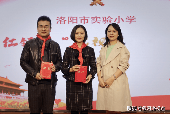 快看河南洛阳电视台陈玉坤李泳两位主播入校给小主播上课