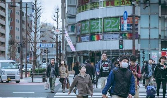为什么日本的街道非常干净，街头的电线却杂乱无章呢？原因很现实