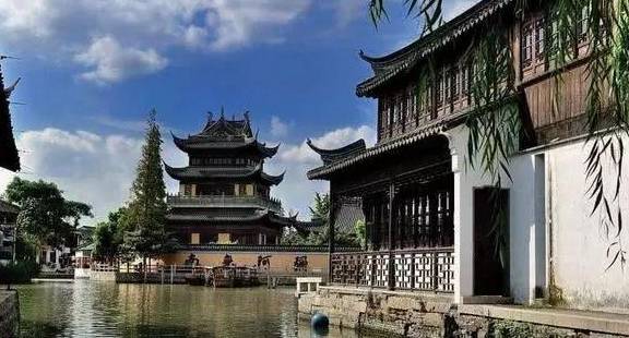 上海最“良心”古镇，不仅门票免费物价也很低，如今游客连绵不绝
